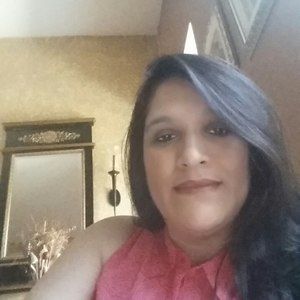 Meet your Posher, Esperanza